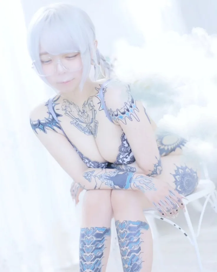 総身のタトゥー