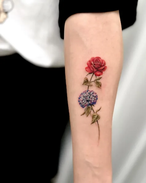 花のタトゥー