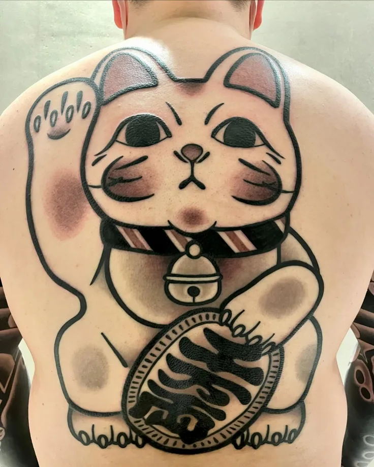 招き猫のタトゥー