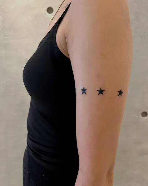 星のタトゥー