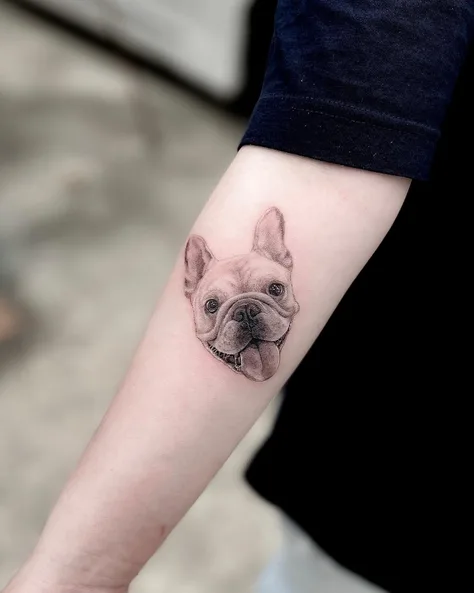 犬のタトゥー