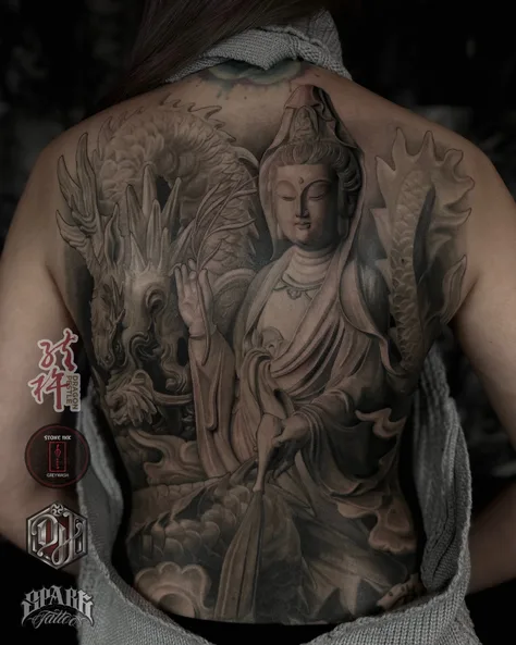 昇龍観音の全背