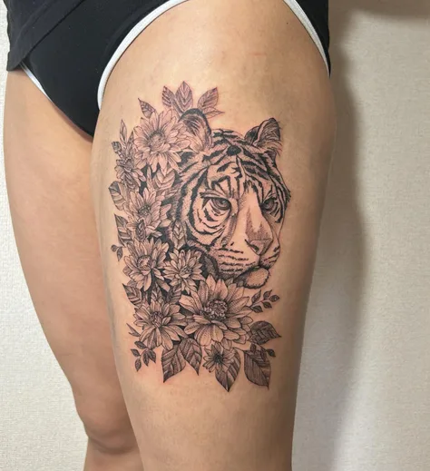 虎と花