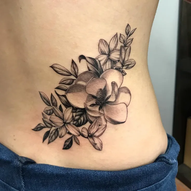 花のタトゥー