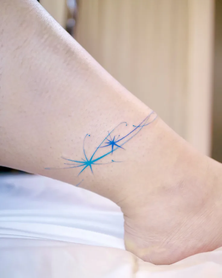 발목을 두르는 빛과 오너먼트 . ݁₊ ✶. ݁ ˖ˎˊ˗