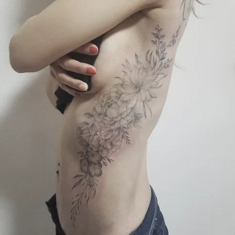花のタトゥー