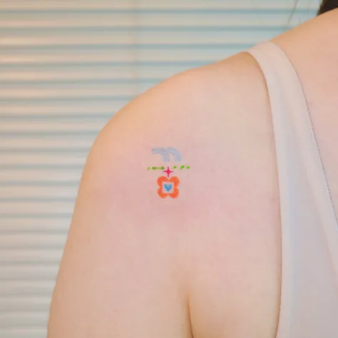 “꿈”을 주제로 한 조조의 한글 레터링 오너먼트 타투 💖