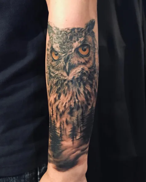 フクロウのカバーアップ