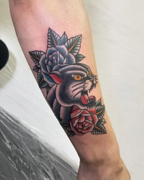 黒猫と薔薇