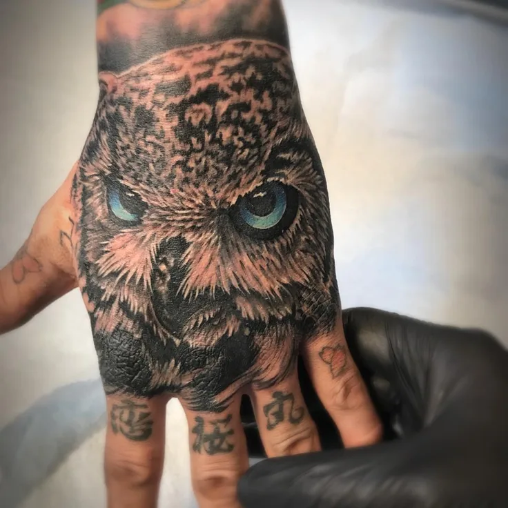 フクロウの和彫り