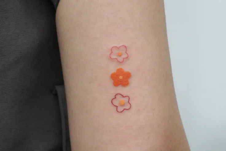 花のカラータトゥー