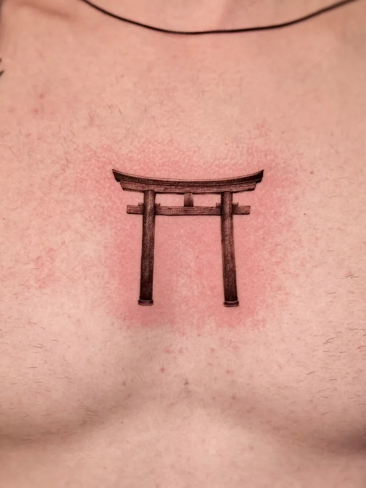 胸のタトゥー