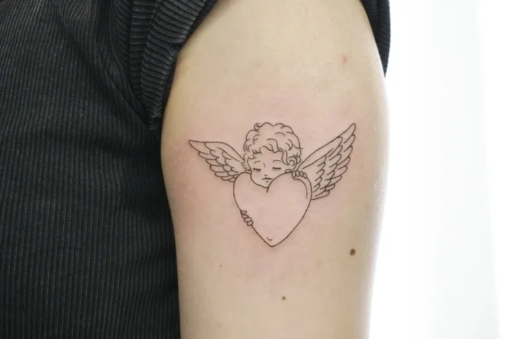 天使のタトゥー