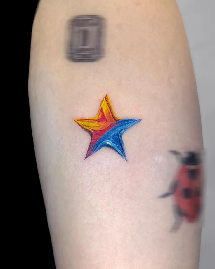 星のタトゥー