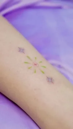 발목에 오너먼트 어때욥 ❇️